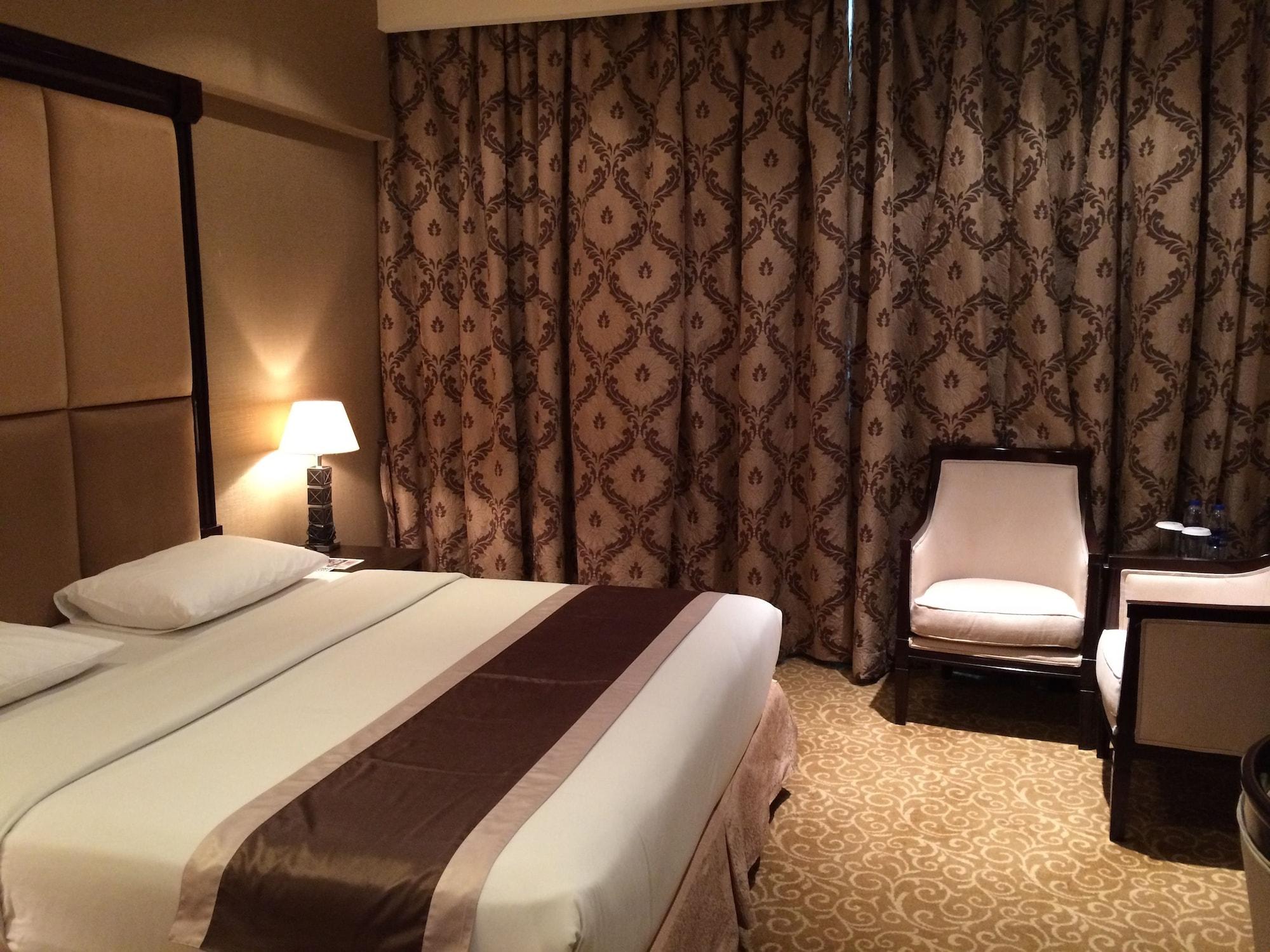 London Suites Hotel Dubaj Zewnętrze zdjęcie